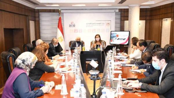 وزيرا التخطيط والتربية والتعليم