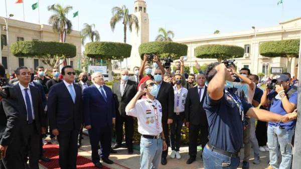 وزير التعليم العالي في جامعة القاهرة