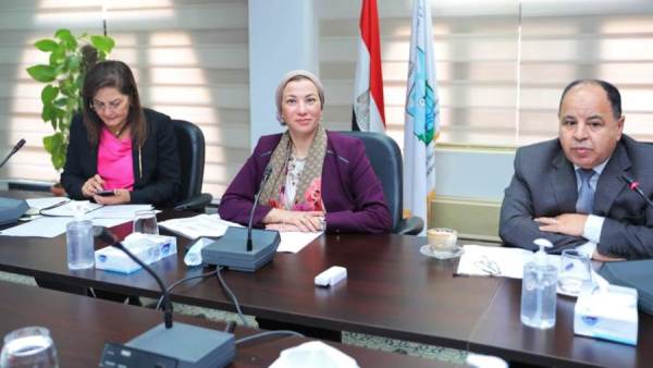 وزراء المالية والبيئة والتخطيط