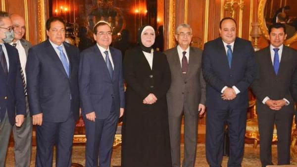 وزراء التجارة والصناعة والكهرباء والرياضة والبترول في ملتقى دار أخبار اليوم الاقتصادي