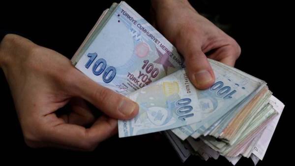 تراجع سعر الليرة التركية
