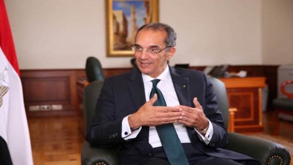 المهندس عمرو طلعت منصب وزير الاتصالات وتكنولوجيا المعلومات