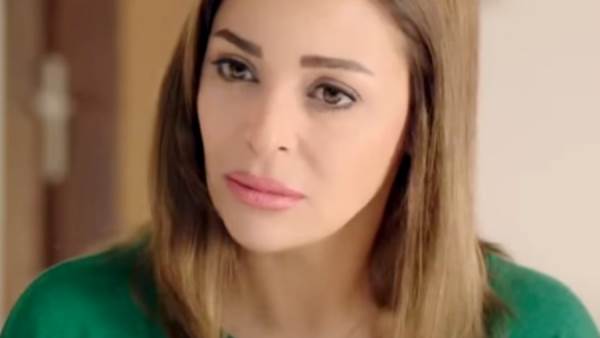 النجمة داليا البحيري