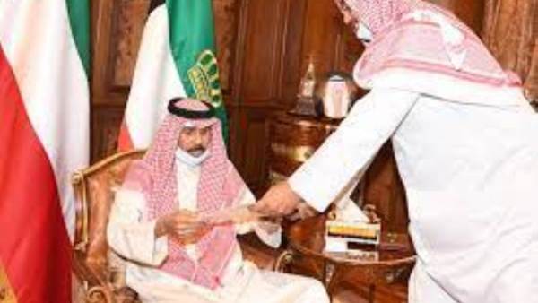 أعضاء الحكومة الكويتية الجديدة يؤدون اليمين الدستورية