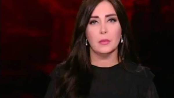 المذيعة لبني عسل