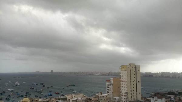 حالة الطقس ودرجات الحرارة اليوم: شبورة كثيفة تصل لحد الضباب