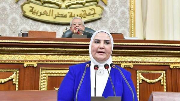 نيفين القباج وزيرة التضامن