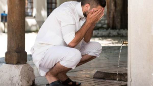 اخطاء الوضوء تهدد صحة الصلاة