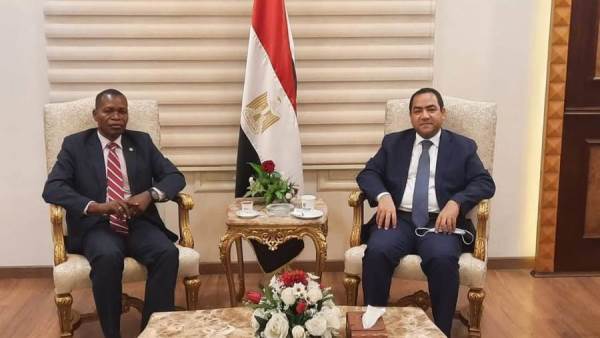 رئيس التنظيم والإدارة يطلع وزير جنوب السودان على تجربتنا في الإصلاح