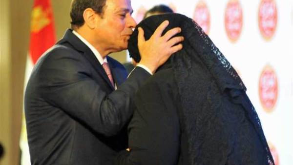 الرئيس السيسي والمرأة