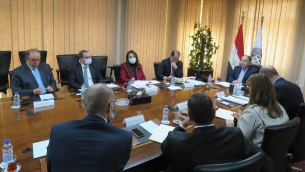 وزير المالية والبنك الاوروبي