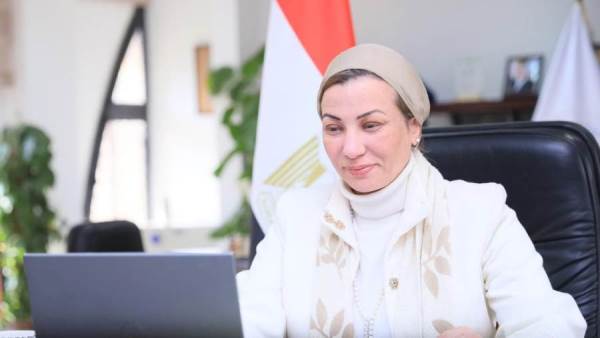 ياسمين فؤاد وزيرة البيئة