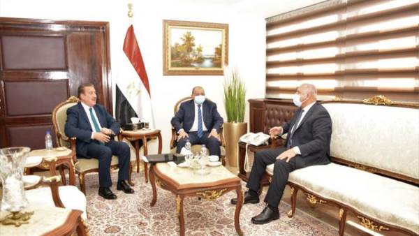 وزيرا التنمية المحلية والنقل