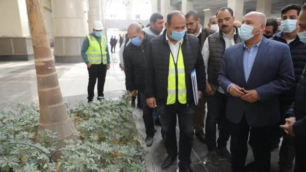 وزير النقل يتفقد مشروع القطار الكهربائى الخفيف