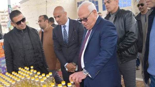 محافظ بور سعيد بمعارض اهلا رمضان