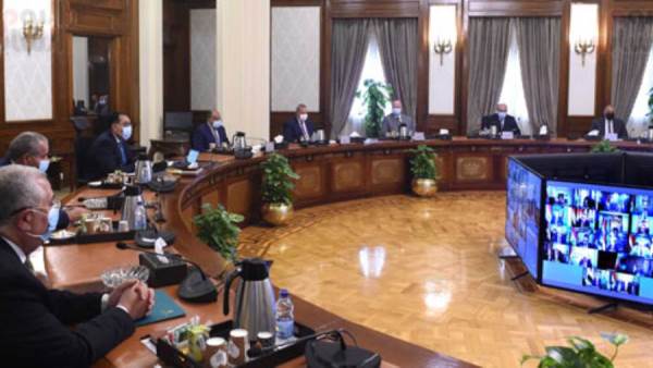 مدبولي مع مجلس المحافظين
