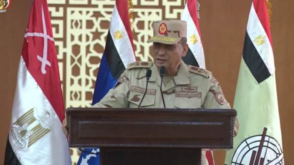 وزير الدفاع محمد أحمد زكي