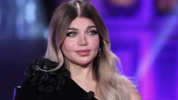 الإعلامية ياسمين الخطيب
