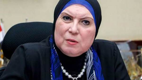 وزيرة التجارة والصناعة