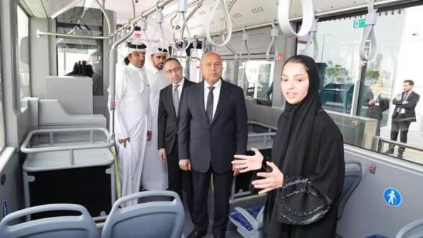 وزير النقل في جولة تفقدية للدوحة