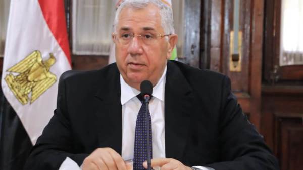 وزير الزراعة