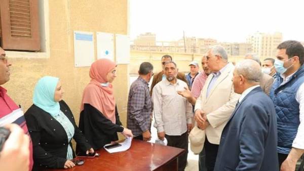 وزير الزراعة يتفقد مطحن بنها