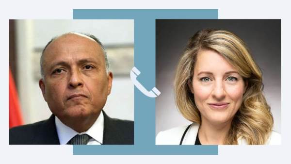 اتصالا بين وزير الخارجية المصري ونظيرته الكندية