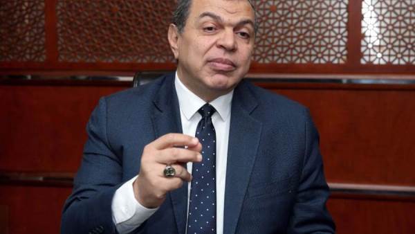 وزير القوى العاملة