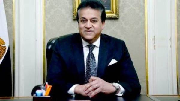 القائم بأعمال وزير الصحة