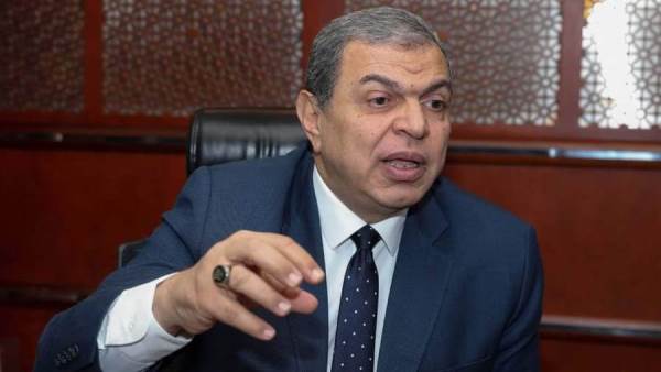 وزير القوى العاملة