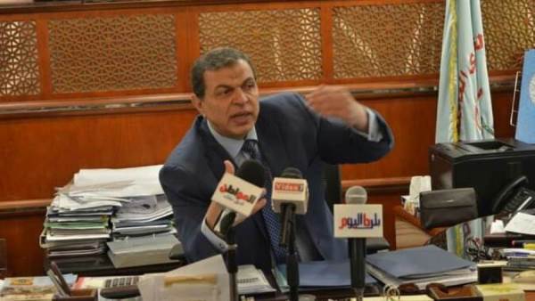 وزير القوي العاملة