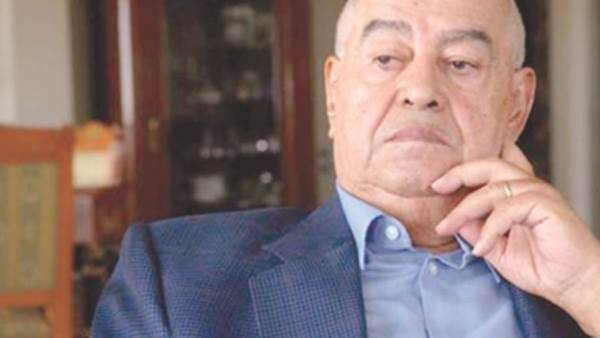 الكاتب الصحفي صلاح منتصر