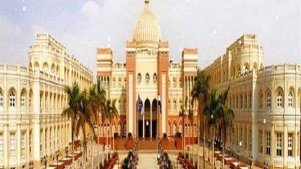 الجامعة البريطانية