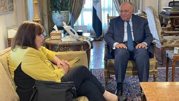 سامح شكري وفرجينيا جامبا