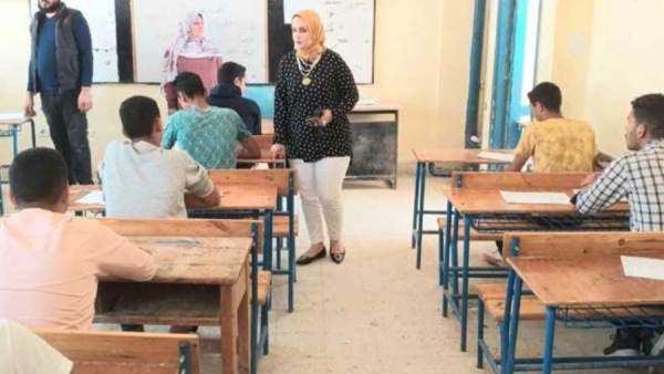 طلاب الشهادة الاعدادية