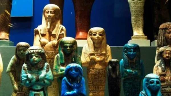 أثار
