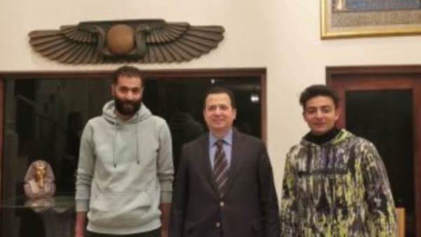 الطالبين المصريين المختطفين