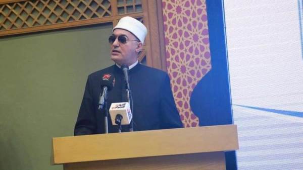 الدكتور نظير عياد