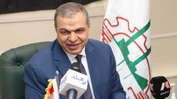وزير القوي العاملة