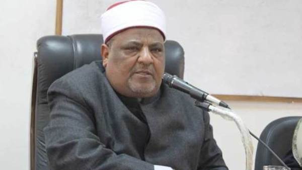الدكتور عباس شومان
