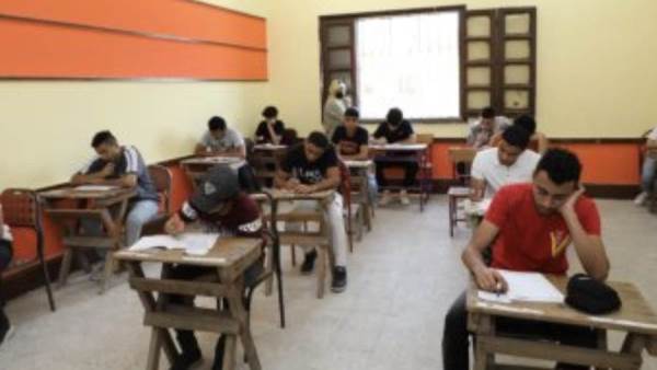 طلاب الثانوي العام