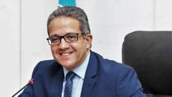 وزير السياحة والآثار
