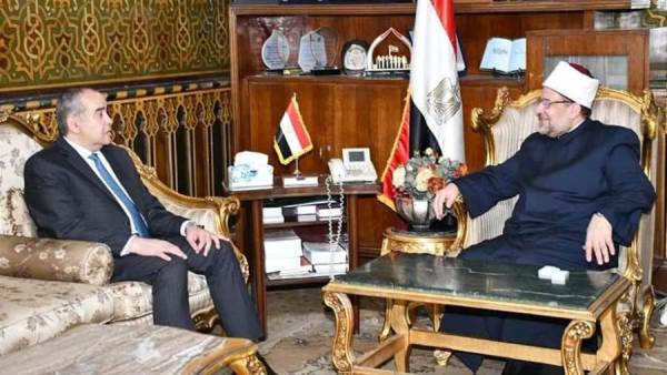 وزيرا الطيران المدني والأوقاف