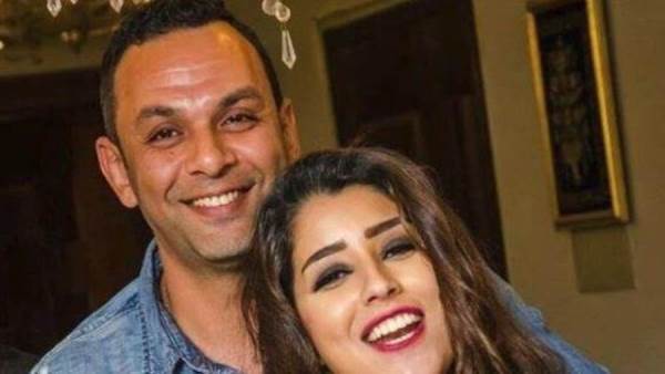 آيتن عامر وزوجها
