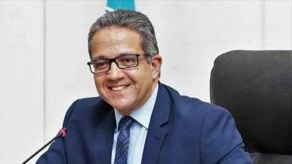 وزير السياحة والآثار