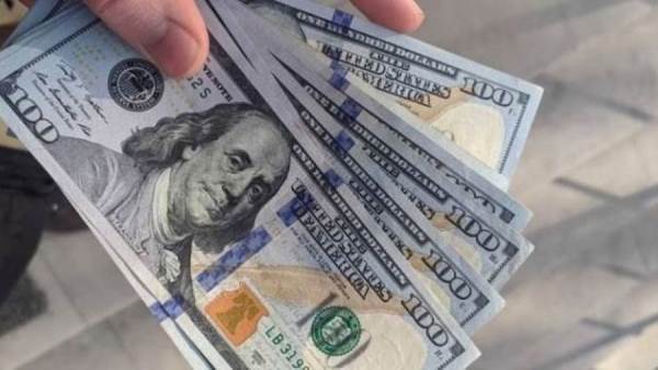 أوراق نقدية من الدولار الامريكي - أرشيفية