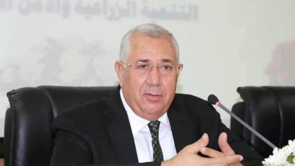 وزير الزراعة