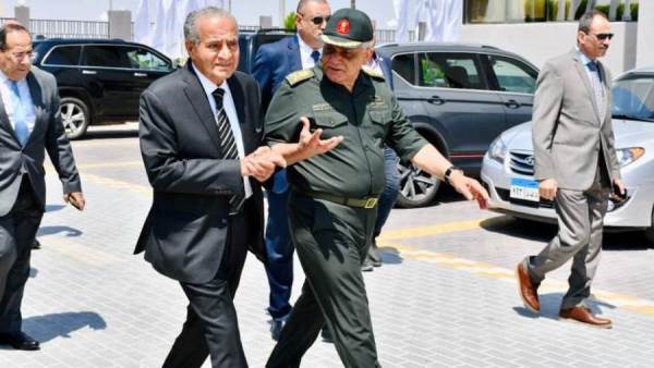 وزير التموين