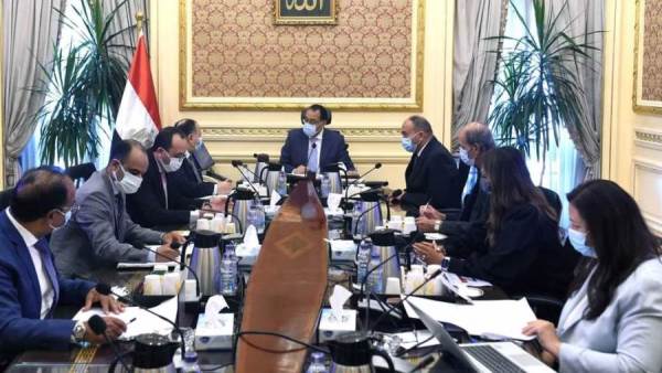 اجتماع رئيس الوزراء مع وزير المالية