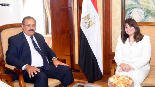 وزيرة الهجرة وسفير مصر في أوكرانيا